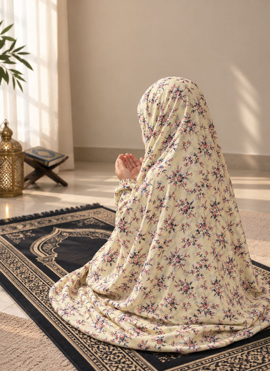 Aynn Alif pastel yellow floral Kids Namaz Chaadar in soft lawn fabric with elastic sleeves and under-chin fit, designed for comfortable Salah ages 5–9.