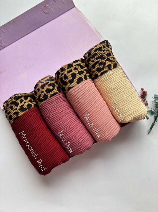 Crumpled Lawn With Cheetah Print Border