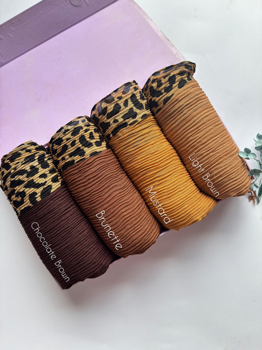 Crumpled Lawn With Cheetah Print Border