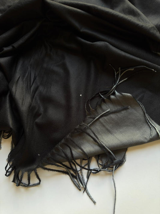 Woolen Reversible Wrap