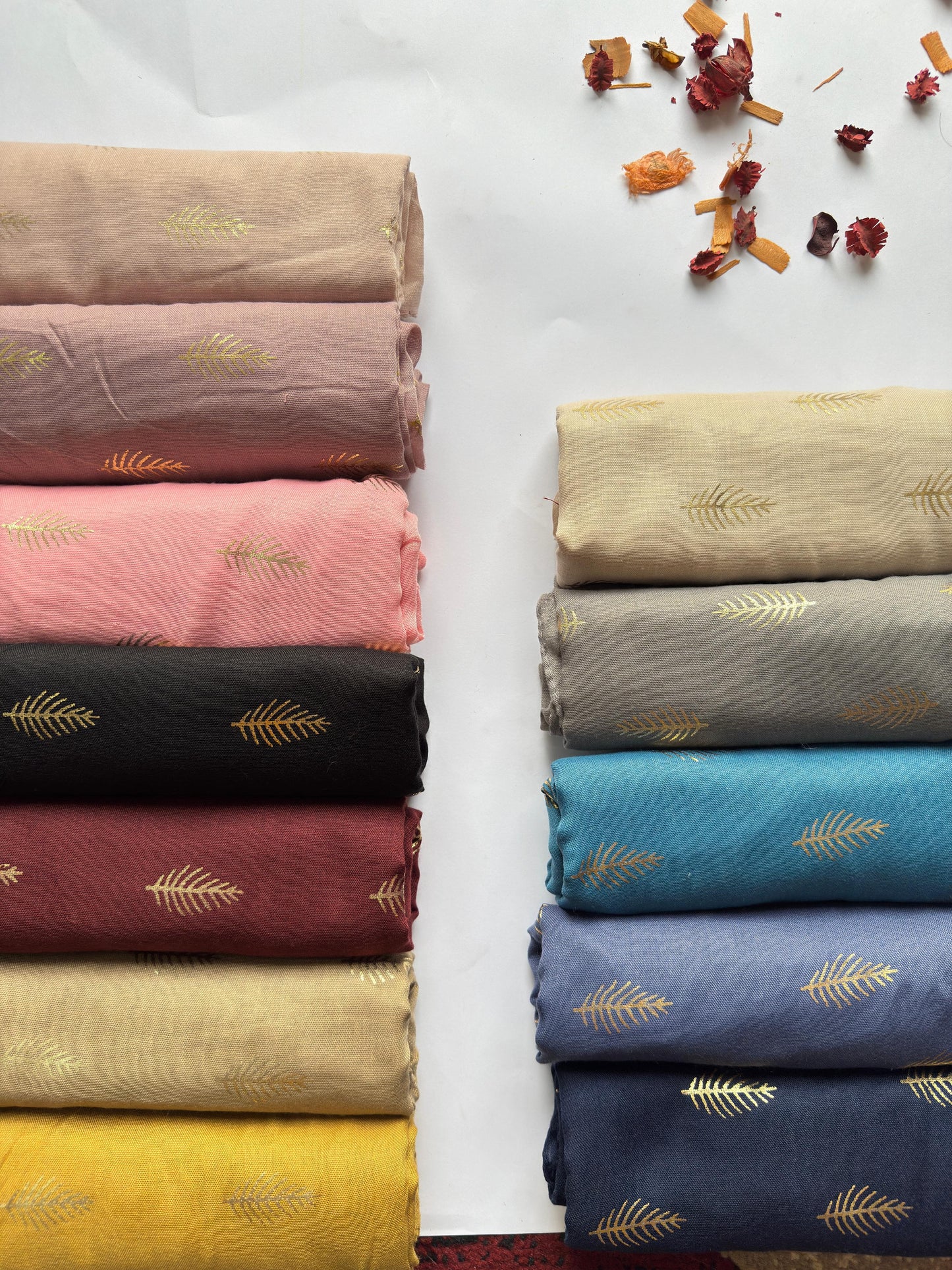 Gold Foil Print Lawn Hijabs