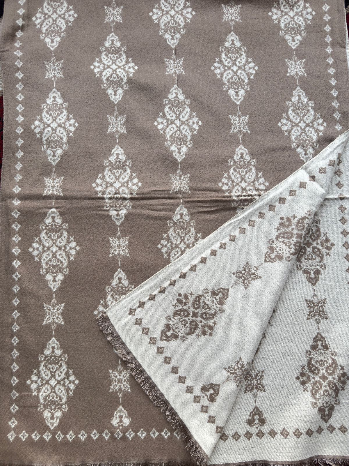 Reversible Woolen Jamawar Wrap