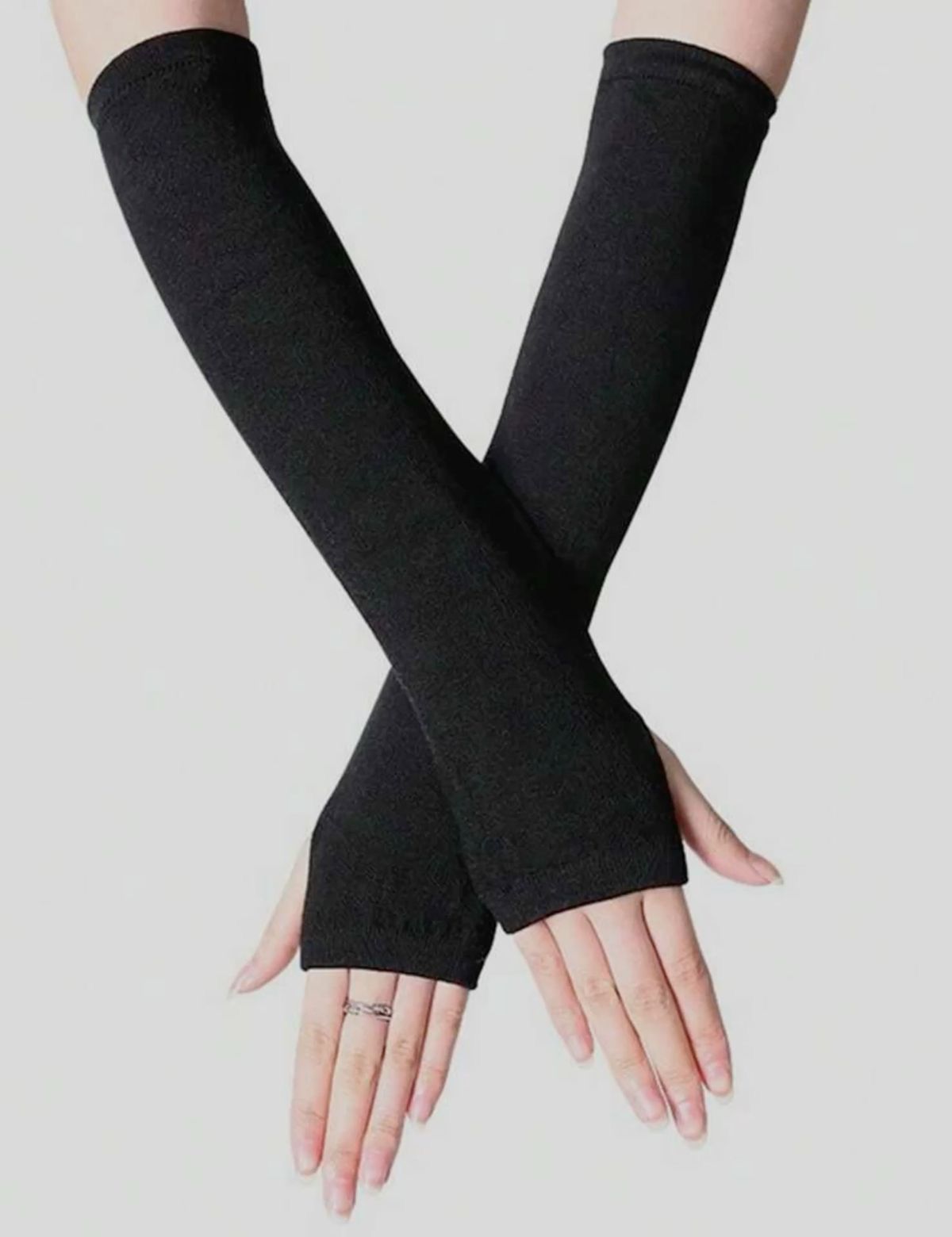 Black Thumbhole Arm Sleeves