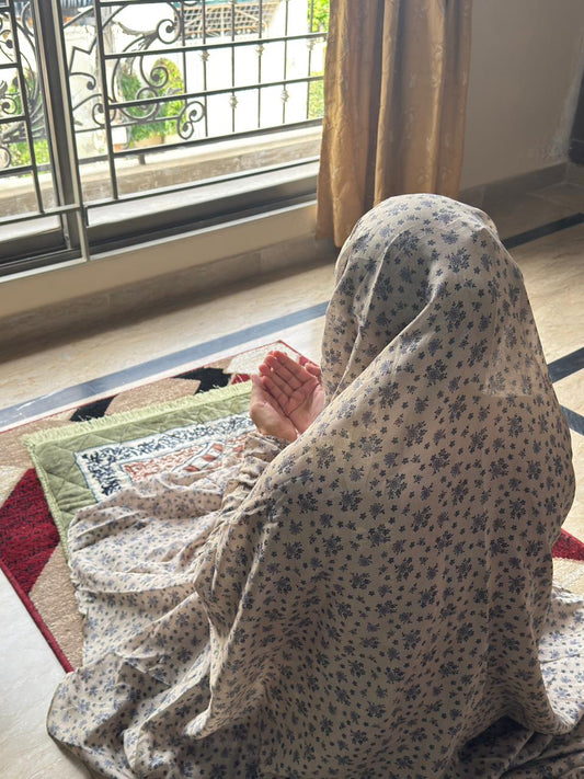 Khaaki floral namaz chaadar soft breathable modest prayer chadar full coverage women Pakistan