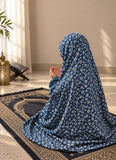 Aynn Alif navy blue daisy floral Kids Namaz Chaadar in soft lawn fabric with elastic sleeves and under-chin fit, designed for comfortable Salah ages 5–9.