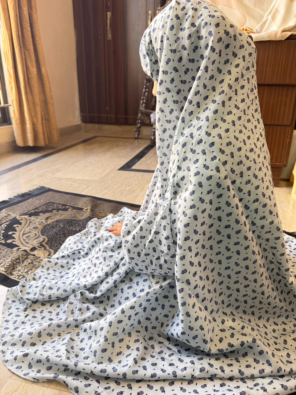 Sky blue kids namaz chaadar with printed design elastic chin and sleeves modest prayer dress for girls