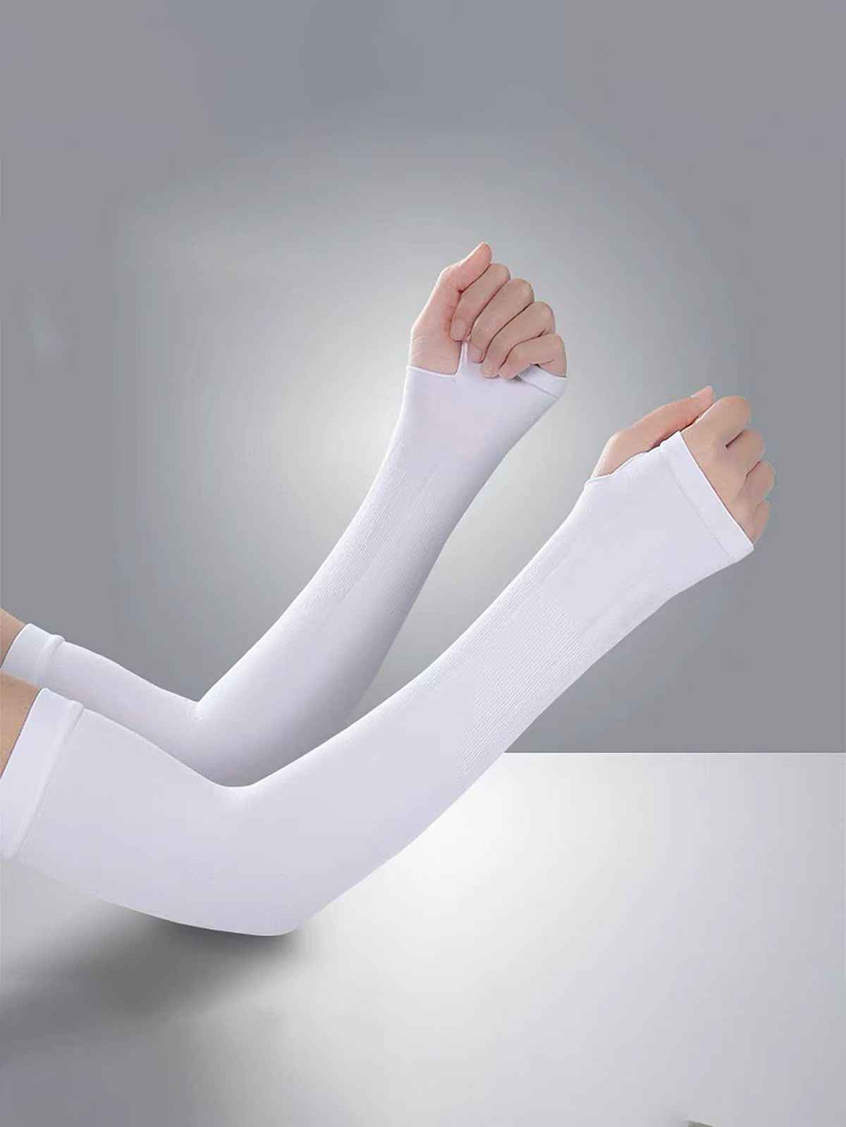 White thumbhole arm sleeves jersey fabric