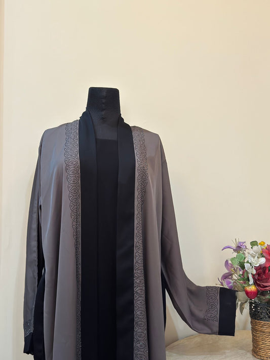 Kimono style abbaya with inner attached