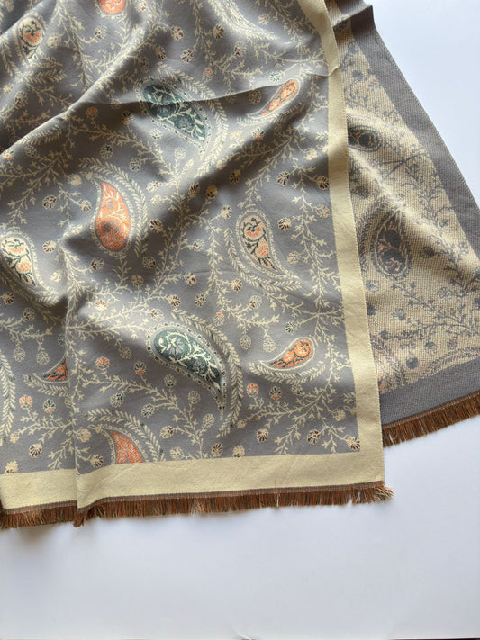 Reversible Woolen Jamawar Wrap