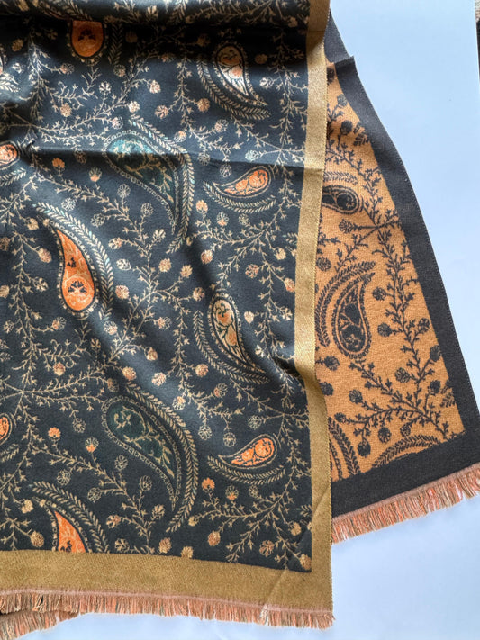 Reversible Woolen Jamawar Wrap