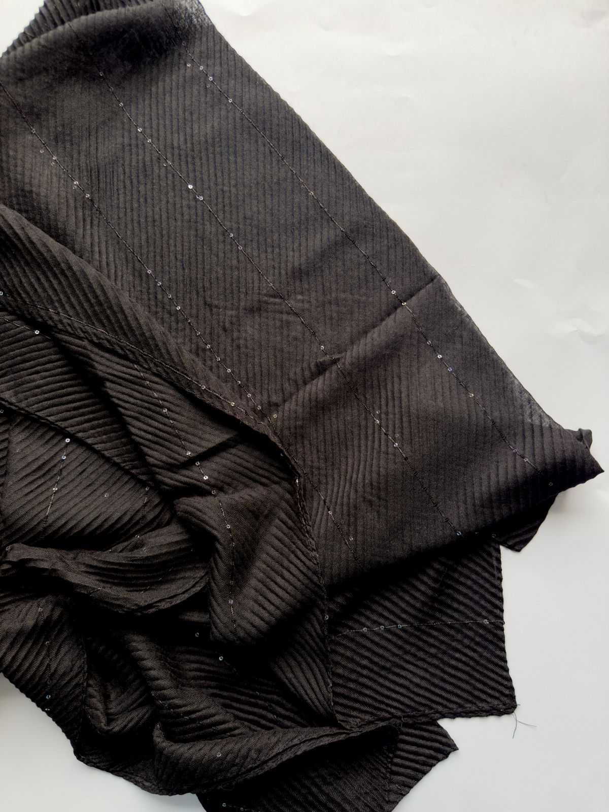Sequins Bubble Pleated Lawn Hijab