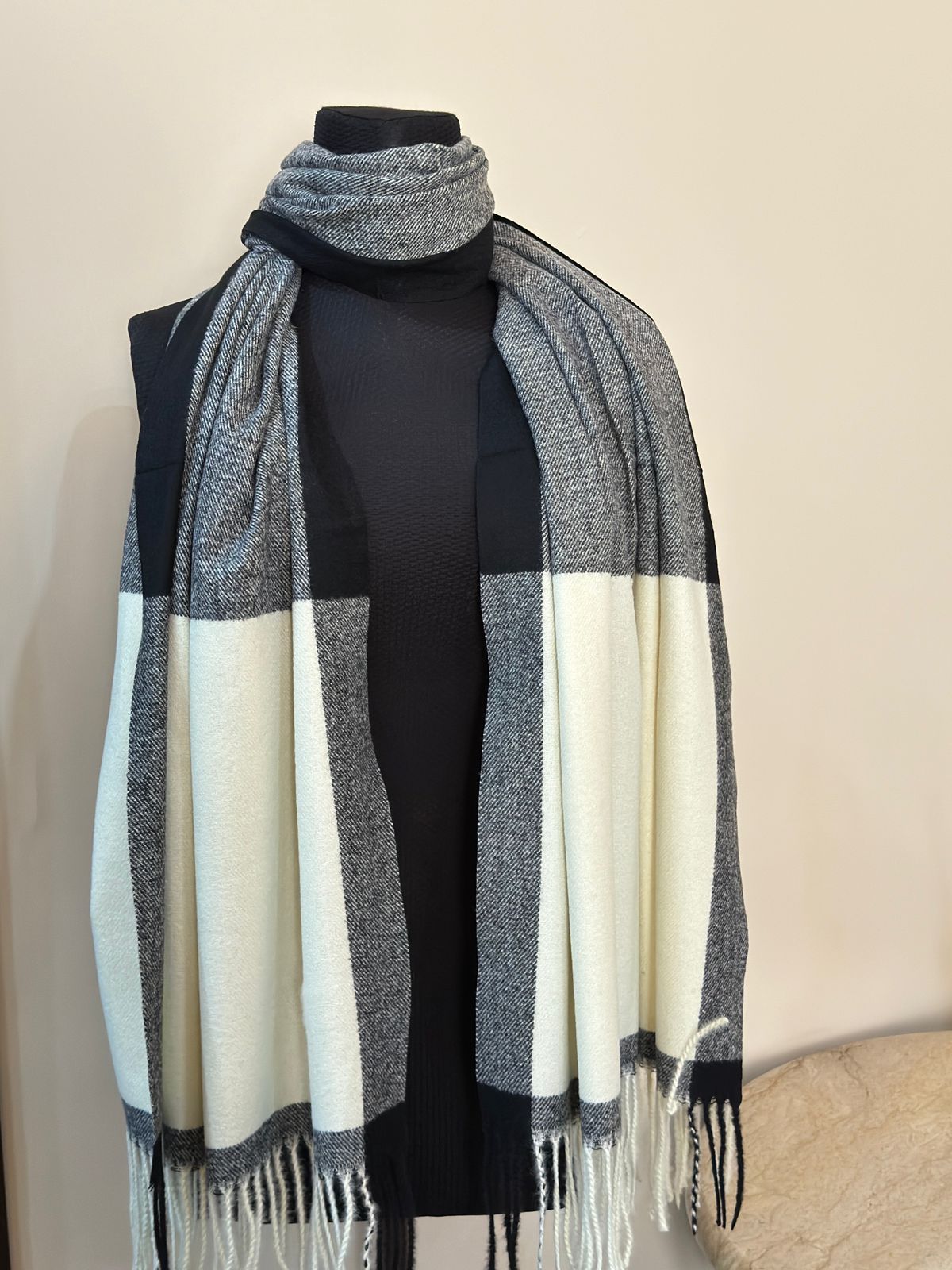 Woolen Scarf/Wrap