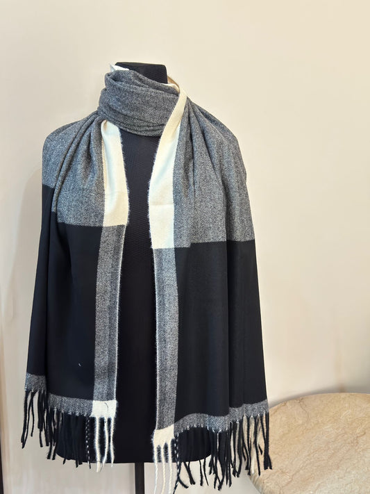 Woolen Scarf/Wrap